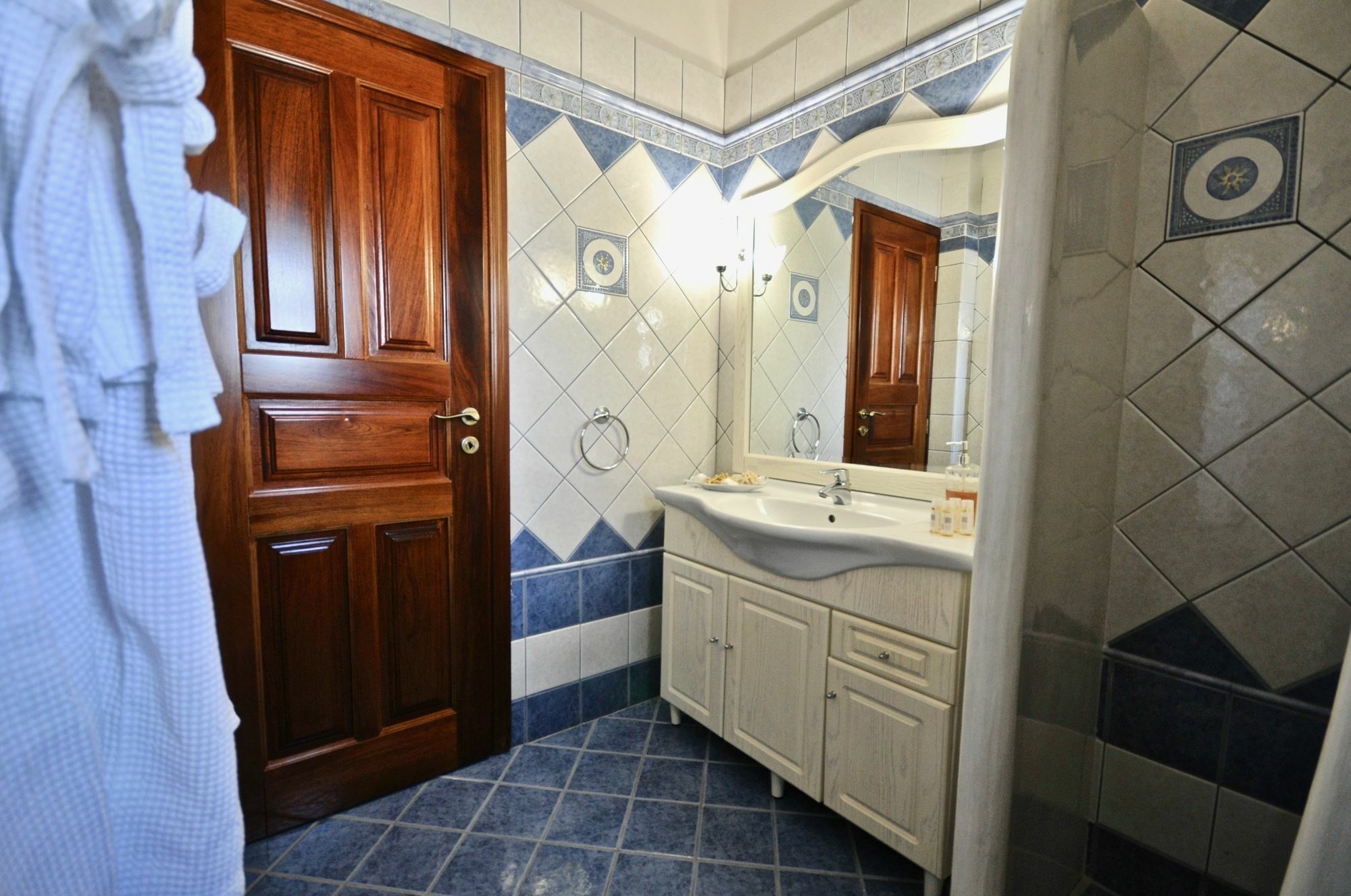 Akrotírion Vineyard Exclusive Suites מראה חיצוני תמונה